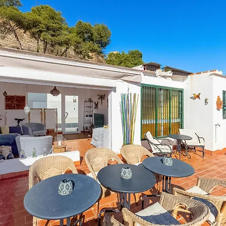 Beautiful In Velez-malaga With Wifi *